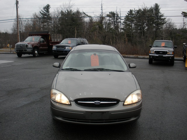 Used 2003 Ford Taurus For Sale, L&M Auto Otis, MA Berkshires, Western Mass